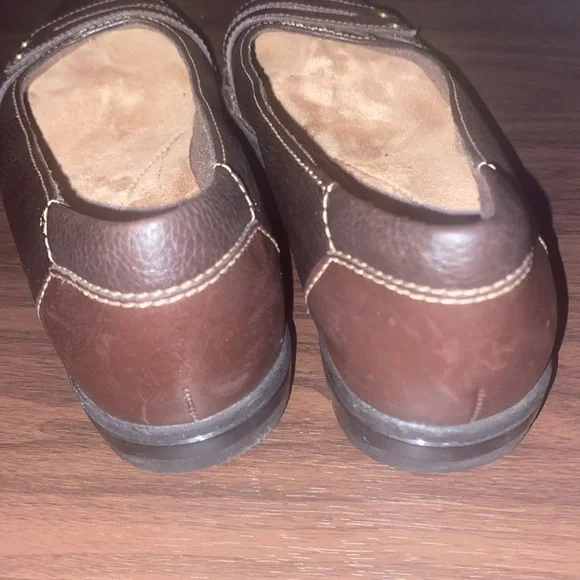 2 for $40 Clarks Collection Women’s Size 7 Shoes Brown Leather Slip On Loafer - Picture 6 of 13
